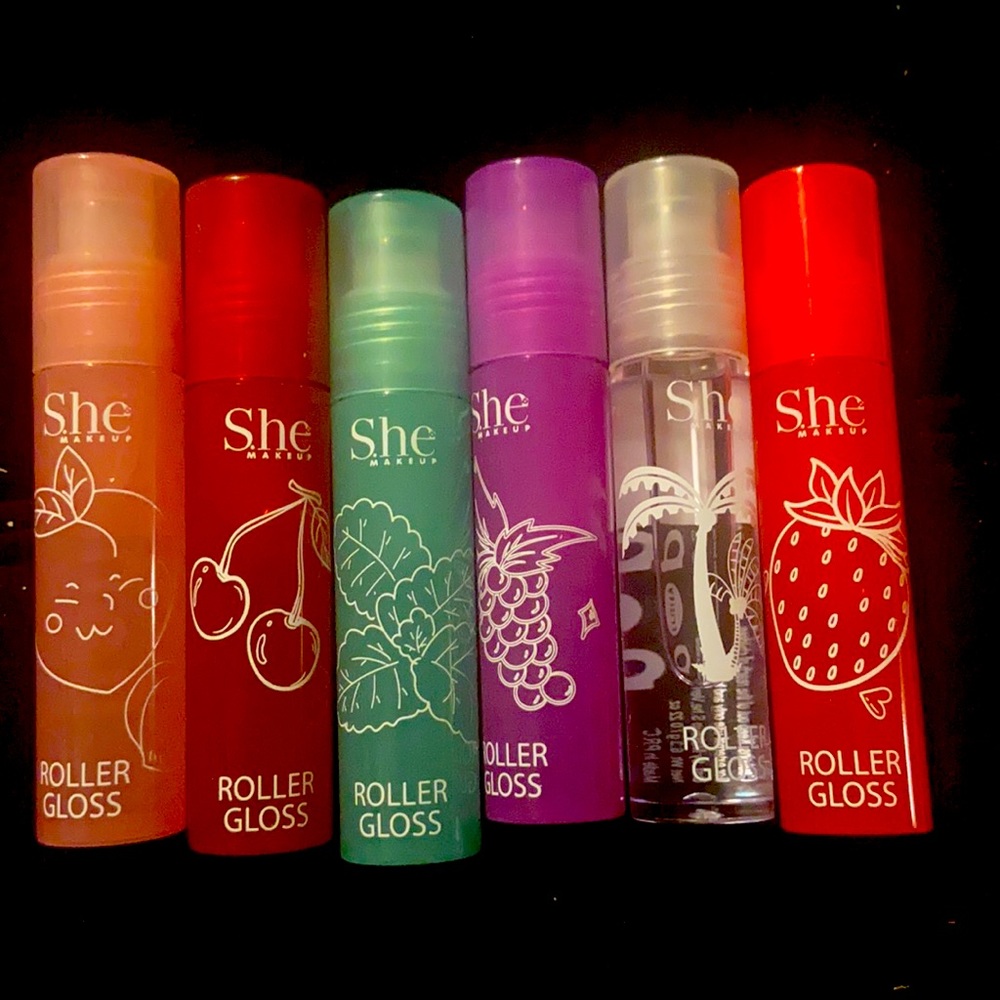 Roller gloss! Nourishing lip gloss